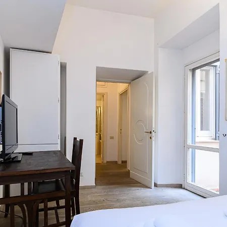 Daire Colosseum With Terrace By Ndp Rent *